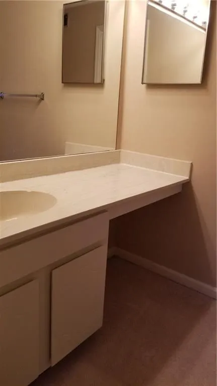 725 Dalrymple Road Unit 5d, Sandy Springs, Georgia 30328, 2 Bedrooms Bedrooms, ,2 BathroomsBathrooms,Residential,Sold,725 Dalrymple Road Unit 5d,5972451