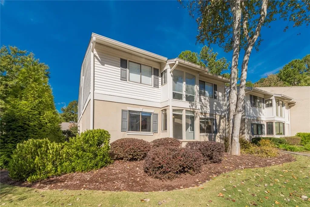 1401 Wingate Way, Sandy Springs, Georgia 30350, 1 Bedroom Bedrooms, ,1 BathroomBathrooms,Residential,Sold,1401 Wingate Way,6636357