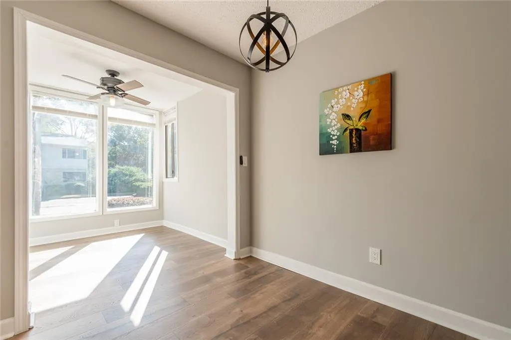 1401 Wingate Way, Sandy Springs, Georgia 30350, 1 Bedroom Bedrooms, ,1 BathroomBathrooms,Residential,Sold,1401 Wingate Way,6636357