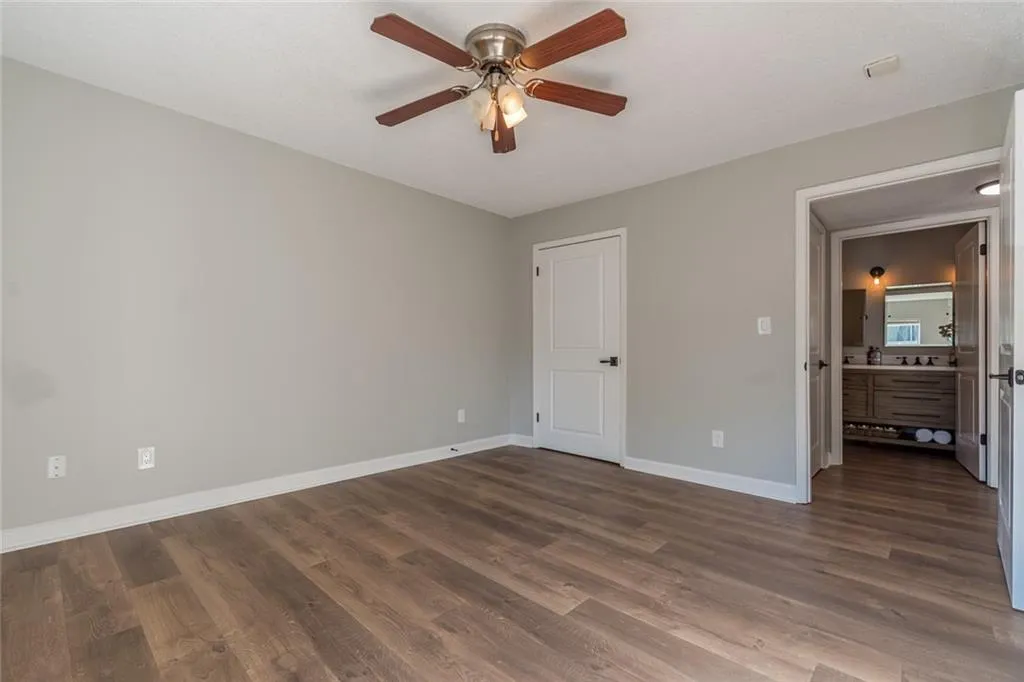 1401 Wingate Way, Sandy Springs, Georgia 30350, 1 Bedroom Bedrooms, ,1 BathroomBathrooms,Residential,Sold,1401 Wingate Way,6636357