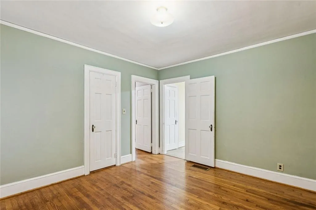 2953 Hardman Court Ne, Atlanta, Georgia 30305, 2 Bedrooms Bedrooms, ,2 BathroomsBathrooms,Residential,For Sale,2953 Hardman Court Ne,7662710