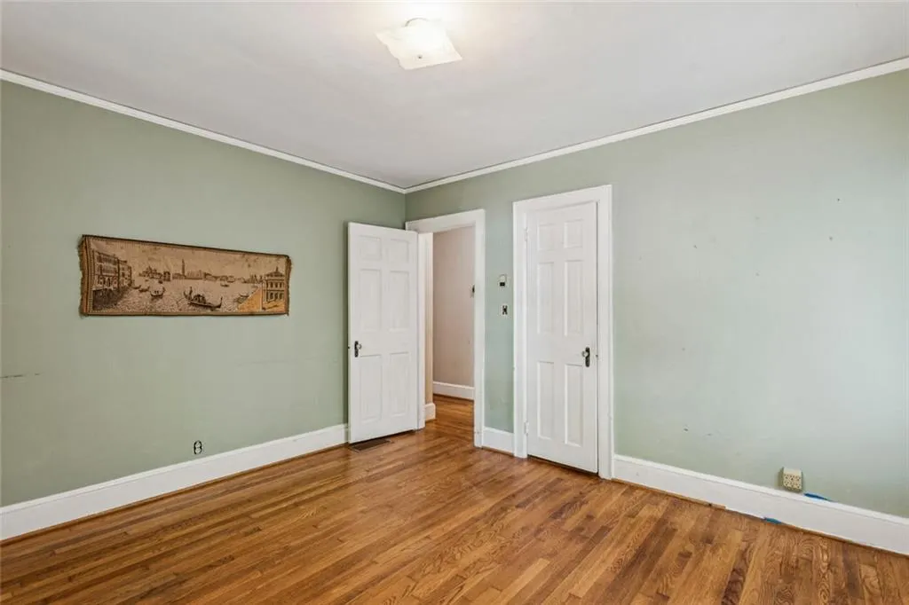 2953 Hardman Court Ne, Atlanta, Georgia 30305, 2 Bedrooms Bedrooms, ,2 BathroomsBathrooms,Residential,For Sale,2953 Hardman Court Ne,7662710