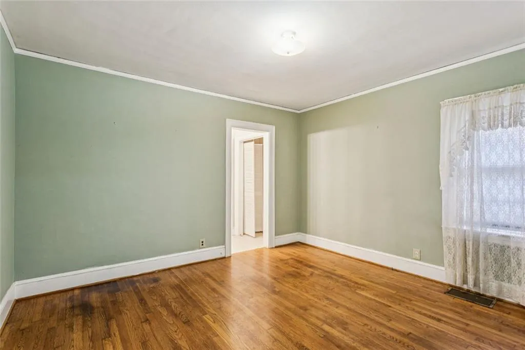 2953 Hardman Court Ne, Atlanta, Georgia 30305, 2 Bedrooms Bedrooms, ,2 BathroomsBathrooms,Residential,For Sale,2953 Hardman Court Ne,7662710