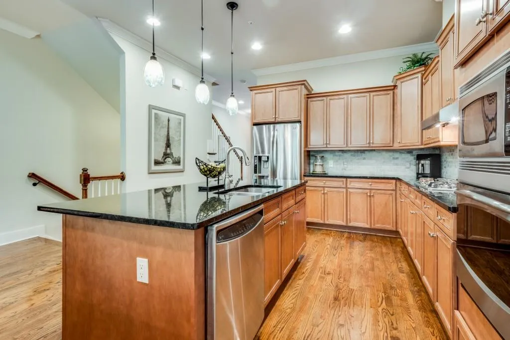 1503 Riversedge Drive, Atlanta, Georgia 30339, 4 Bedrooms Bedrooms, ,4 BathroomsBathrooms,Residential,Sold,1503 Riversedge Drive,7113430