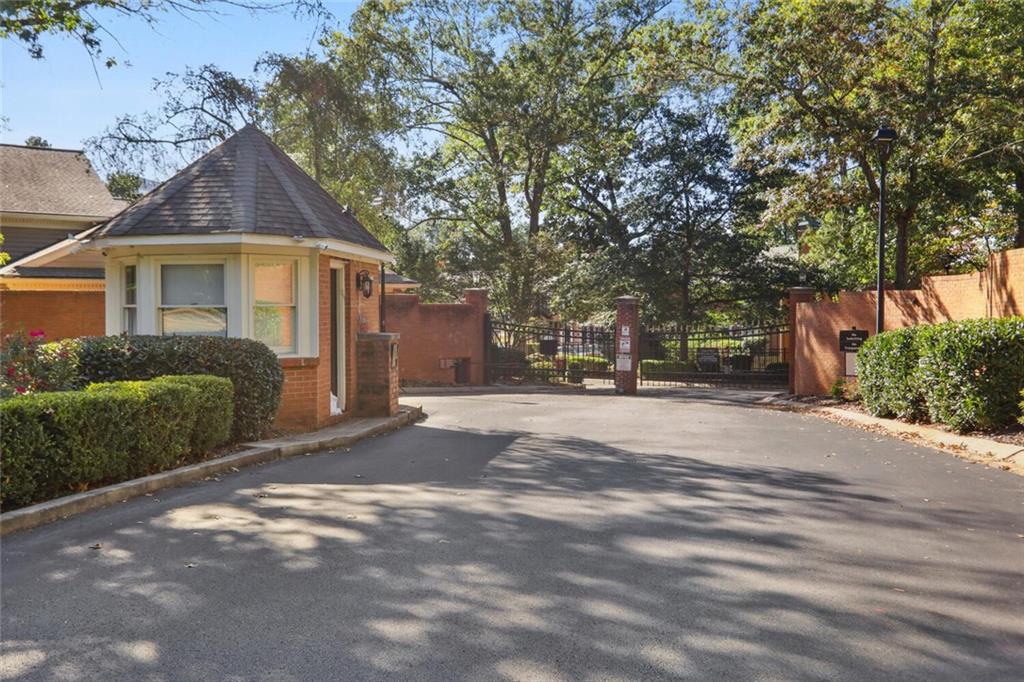 88 Mount Vernon Circle, Sandy Springs, Georgia 30338, 2 Bedrooms Bedrooms, ,2 BathroomsBathrooms,Residential,Sold,88 Mount Vernon Circle,7287259