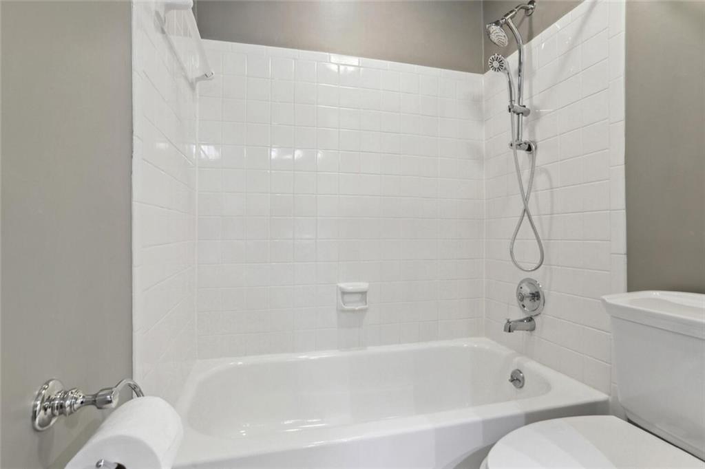 88 Mount Vernon Circle, Sandy Springs, Georgia 30338, 2 Bedrooms Bedrooms, ,2 BathroomsBathrooms,Residential,Sold,88 Mount Vernon Circle,7287259