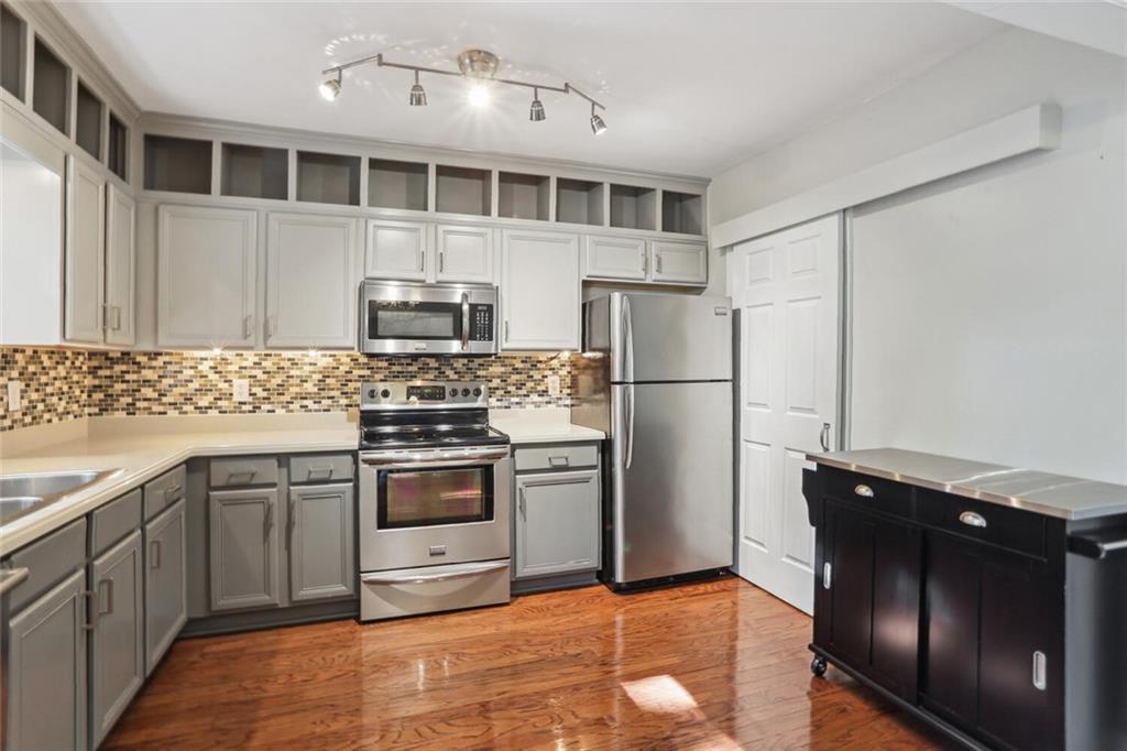 88 Mount Vernon Circle, Sandy Springs, Georgia 30338, 2 Bedrooms Bedrooms, ,2 BathroomsBathrooms,Residential,Sold,88 Mount Vernon Circle,7287259