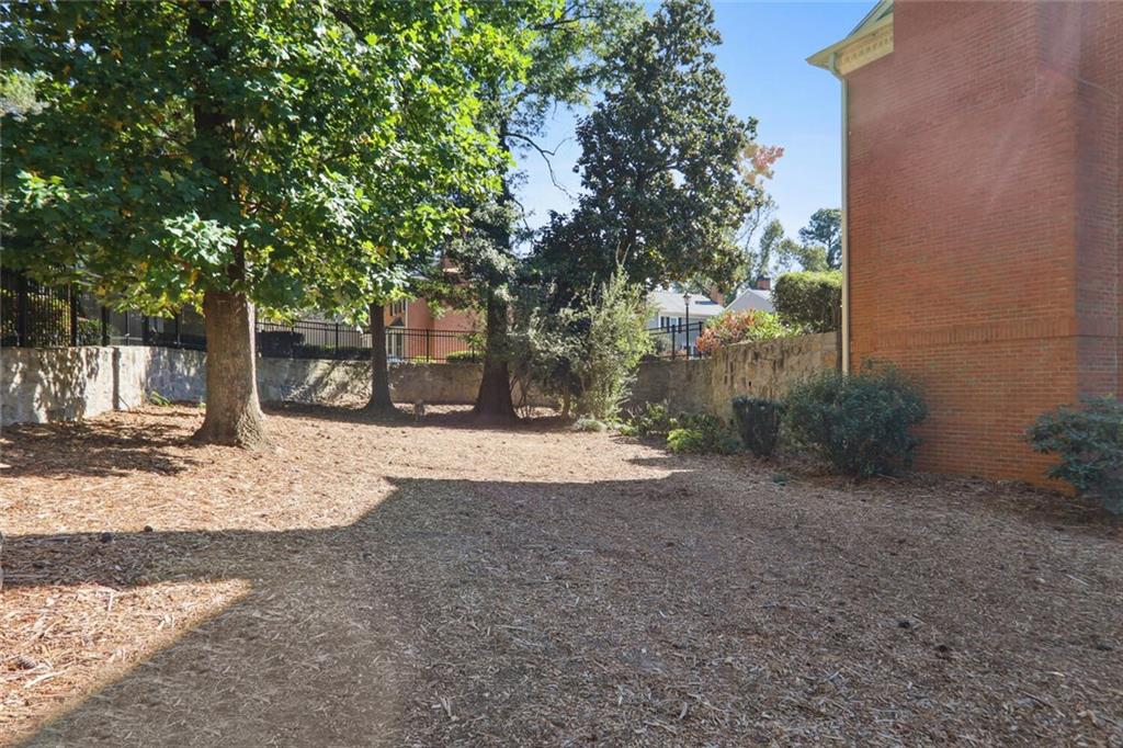 88 Mount Vernon Circle, Sandy Springs, Georgia 30338, 2 Bedrooms Bedrooms, ,2 BathroomsBathrooms,Residential,Sold,88 Mount Vernon Circle,7287259