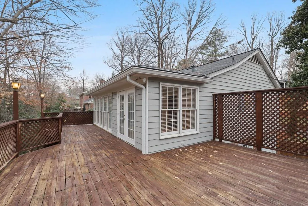 4750 Longchamps Drive, Sandy Springs, Georgia 30319, 5 Bedrooms Bedrooms, ,3 BathroomsBathrooms,Residential,Sold,4750 Longchamps Drive,6848533
