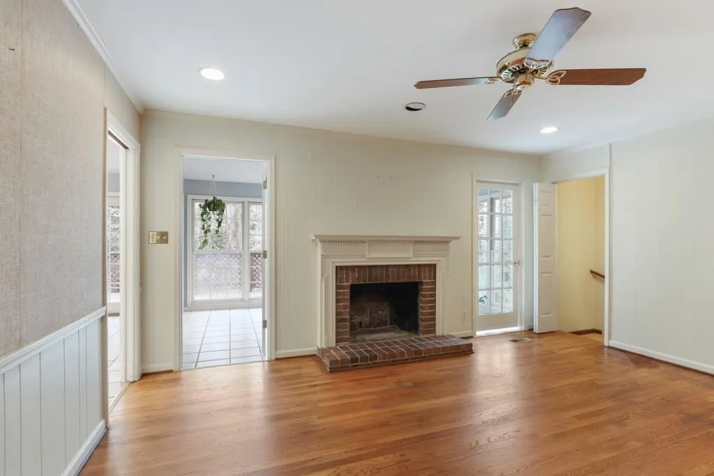 4750 Longchamps Drive, Sandy Springs, Georgia 30319, 5 Bedrooms Bedrooms, ,3 BathroomsBathrooms,Residential,Sold,4750 Longchamps Drive,6848533