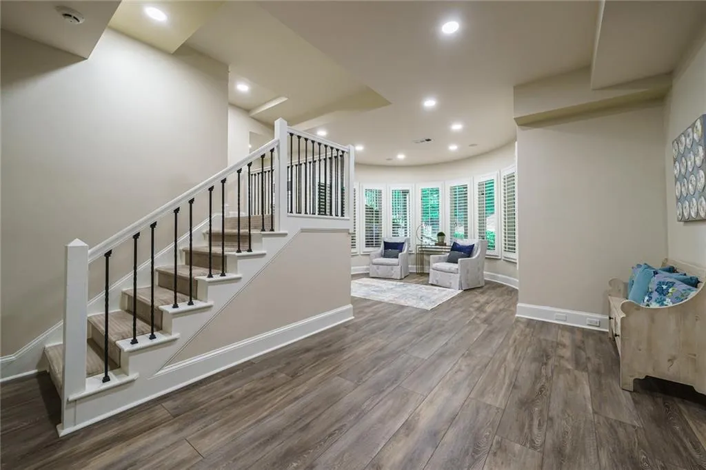 635 Widgeon Lane, Atlanta, Georgia 30327, 7 Bedrooms Bedrooms, ,5 BathroomsBathrooms,Residential,Sold,635 Widgeon Lane,6898397