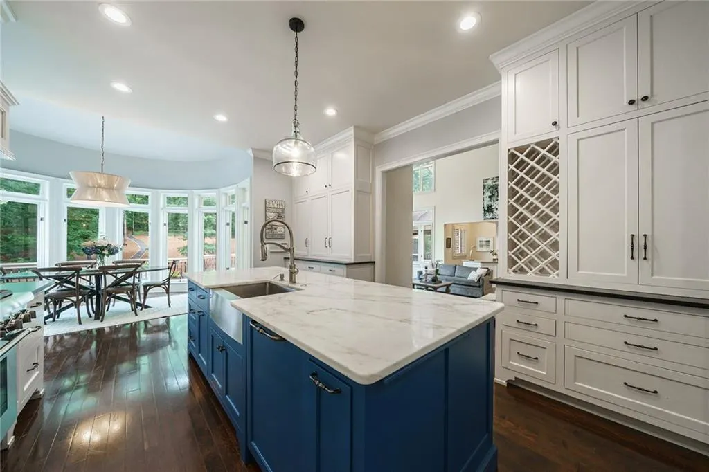 635 Widgeon Lane, Atlanta, Georgia 30327, 7 Bedrooms Bedrooms, ,5 BathroomsBathrooms,Residential,Sold,635 Widgeon Lane,6898397