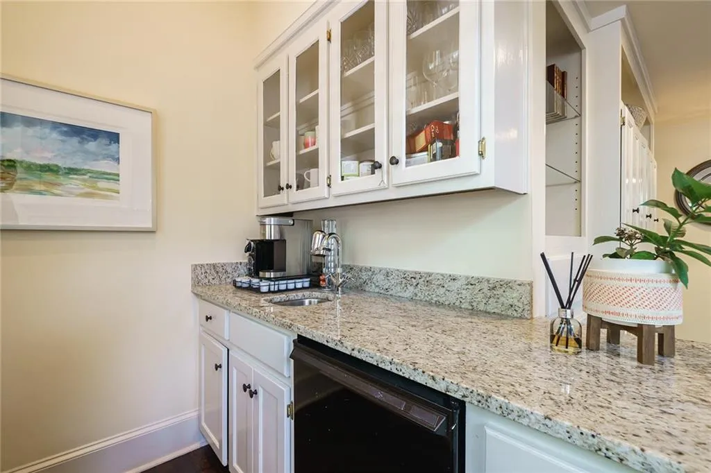 635 Widgeon Lane, Atlanta, Georgia 30327, 7 Bedrooms Bedrooms, ,5 BathroomsBathrooms,Residential,Sold,635 Widgeon Lane,6898397