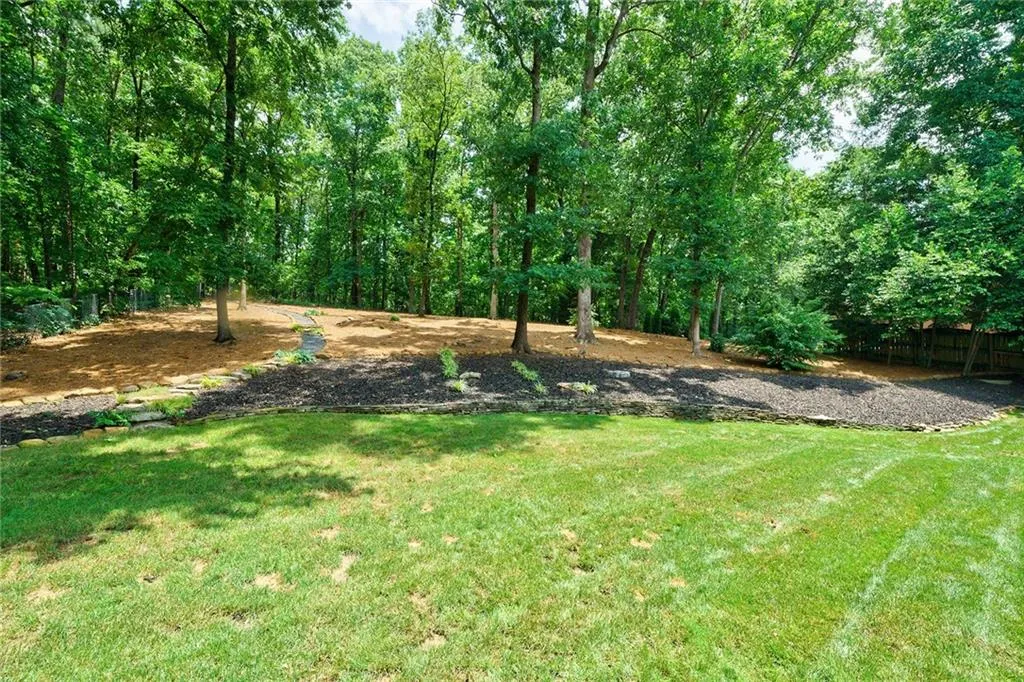 635 Widgeon Lane, Atlanta, Georgia 30327, 7 Bedrooms Bedrooms, ,5 BathroomsBathrooms,Residential,Sold,635 Widgeon Lane,6898397
