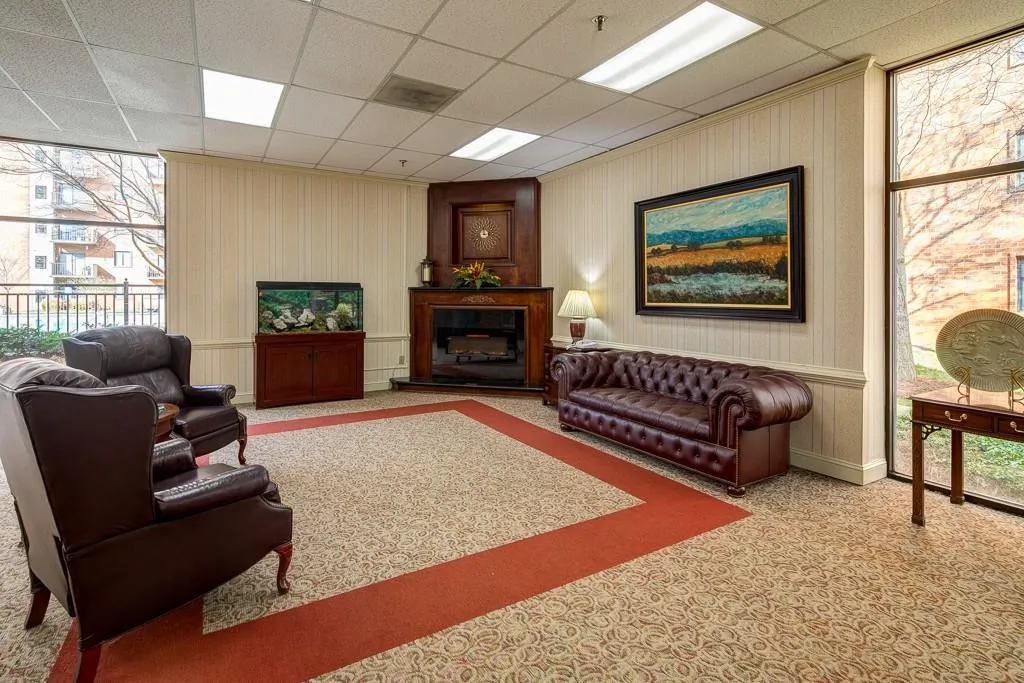 300 Johnson Ferry Road Ne Unit B613, Sandy Springs, Georgia 30328, 2 Bedrooms Bedrooms, ,2 BathroomsBathrooms,Residential,Sold,300 Johnson Ferry Road Ne Unit B613,6124214