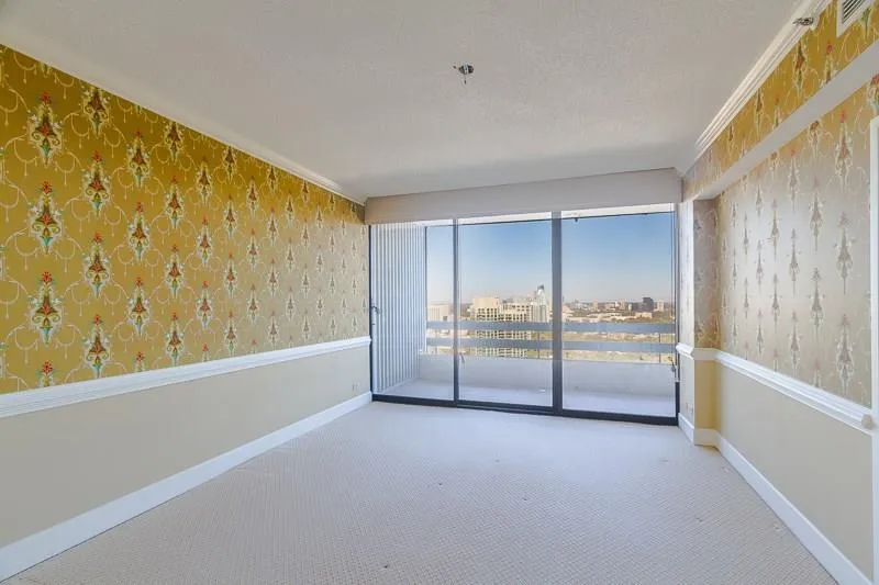 2660 Peachtree Road Nw Unit 39e, Atlanta, Georgia 30305, 3 Bedrooms Bedrooms, ,3 BathroomsBathrooms,Residential,Sold,2660 Peachtree Road Nw Unit 39e,5776183