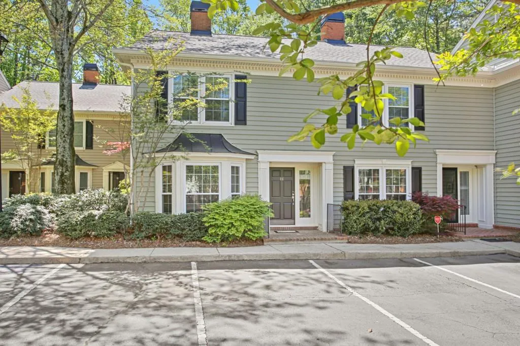 86 Mount Vernon Circle, Atlanta, Georgia 30338, 2 Bedrooms Bedrooms, ,2 BathroomsBathrooms,Residential,Sold,86 Mount Vernon Circle,6712198