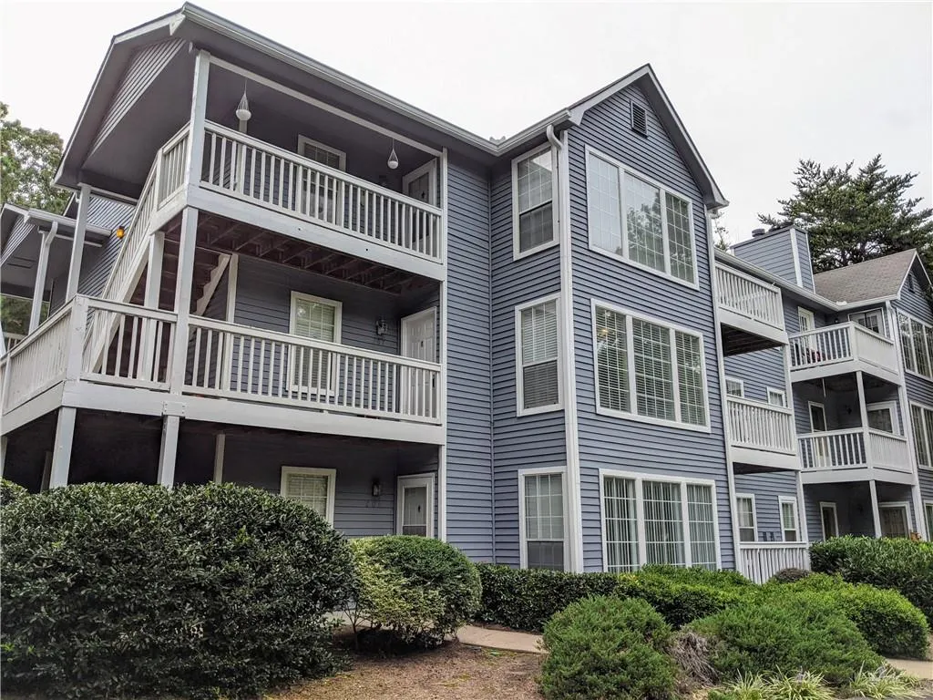 207 Gettysburg Place, Sandy Springs, Georgia 30350, 2 Bedrooms Bedrooms, ,2 BathroomsBathrooms,Residential,Sold,207 Gettysburg Place,6783987