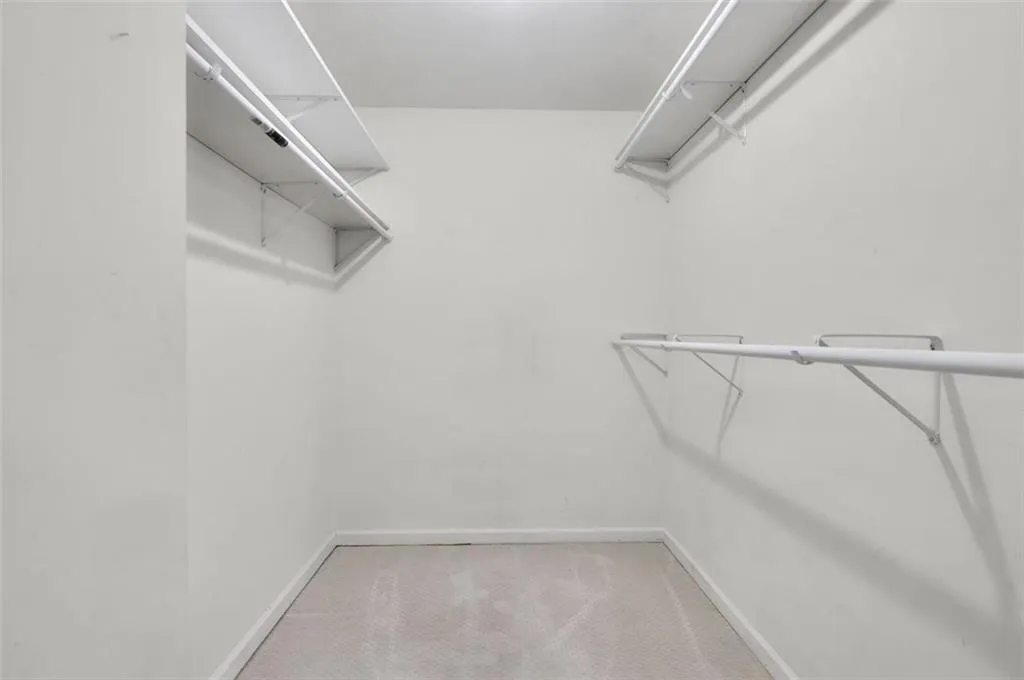 1160 Windsor Parkway Unit 13, Atlanta, Georgia 30319, 2 Bedrooms Bedrooms, ,2 BathroomsBathrooms,Residential,Sold,1160 Windsor Parkway Unit 13,7522883