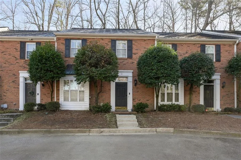 1160 Windsor Parkway Unit 13, Atlanta, Georgia 30319, 2 Bedrooms Bedrooms, ,2 BathroomsBathrooms,Residential,Sold,1160 Windsor Parkway Unit 13,7522883