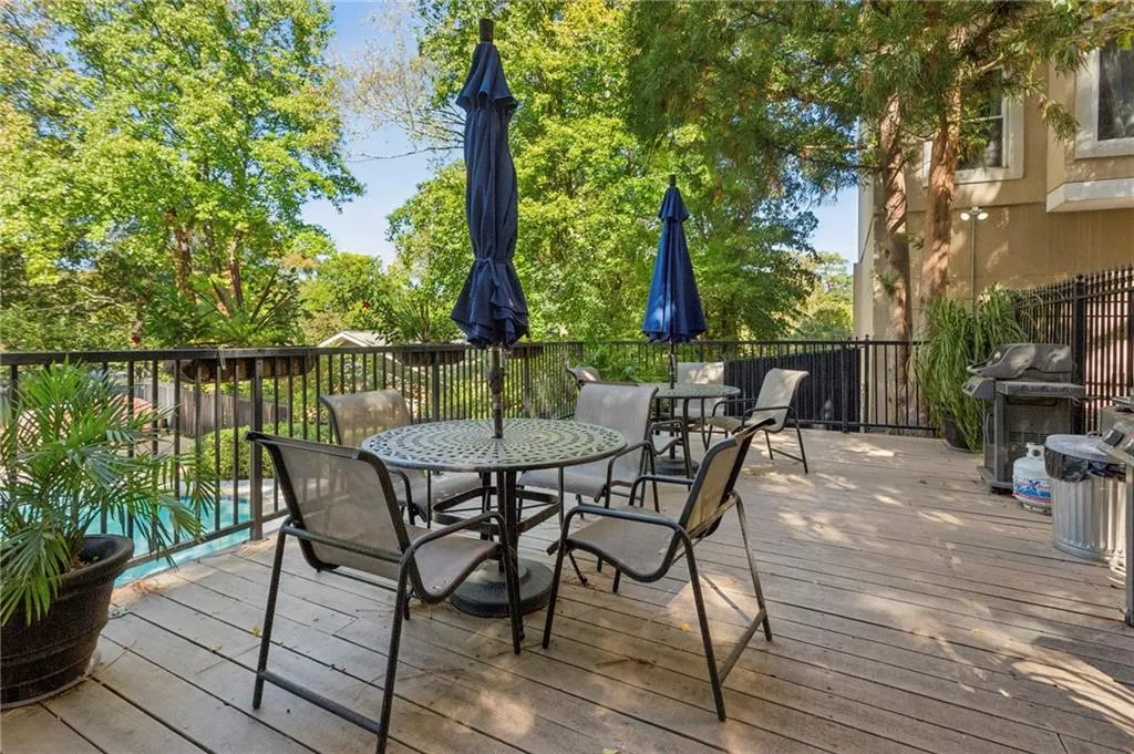 1 Biscayne Drive Nw Unit 112, Atlanta, Georgia 30309, 2 Bedrooms Bedrooms, ,2 BathroomsBathrooms,Residential,For Sale,1 Biscayne Drive Nw Unit 112,7669927 1 Biscayne Drive Nw Unit 112, Atlanta, Georgia 30309, 2 Bedrooms Bedrooms, ,2 BathroomsBathrooms,Residential,For Sale,1 Biscayne Drive Nw Unit 112,7669927