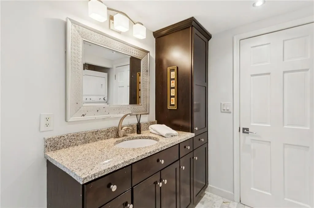 1 Biscayne Drive Nw Unit 112, Atlanta, Georgia 30309, 2 Bedrooms Bedrooms, ,2 BathroomsBathrooms,Residential,For Sale,1 Biscayne Drive Nw Unit 112,7669927 1 Biscayne Drive Nw Unit 112, Atlanta, Georgia 30309, 2 Bedrooms Bedrooms, ,2 BathroomsBathrooms,Residential,For Sale,1 Biscayne Drive Nw Unit 112,7669927