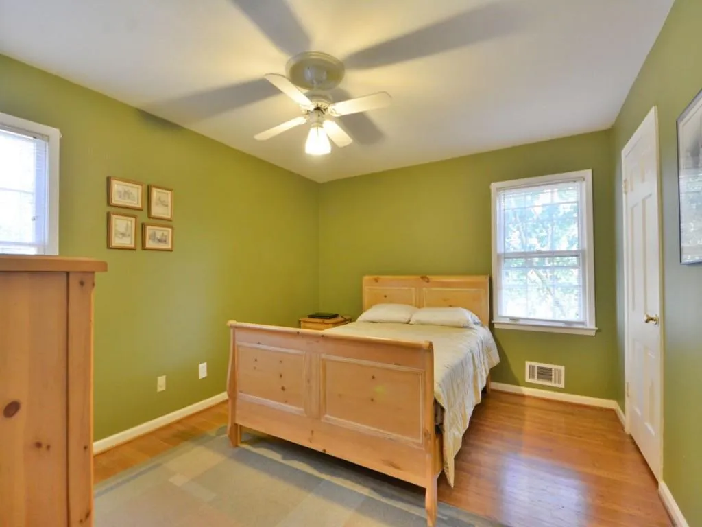 660 Spalding Drive, Sandy Springs, Georgia 30328, 4 Bedrooms Bedrooms, ,3 BathroomsBathrooms,Residential,Sold,660 Spalding Drive,5652687