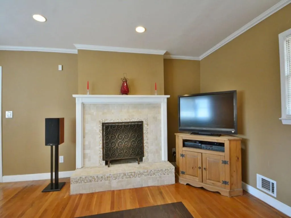 660 Spalding Drive, Sandy Springs, Georgia 30328, 4 Bedrooms Bedrooms, ,3 BathroomsBathrooms,Residential,Sold,660 Spalding Drive,5652687