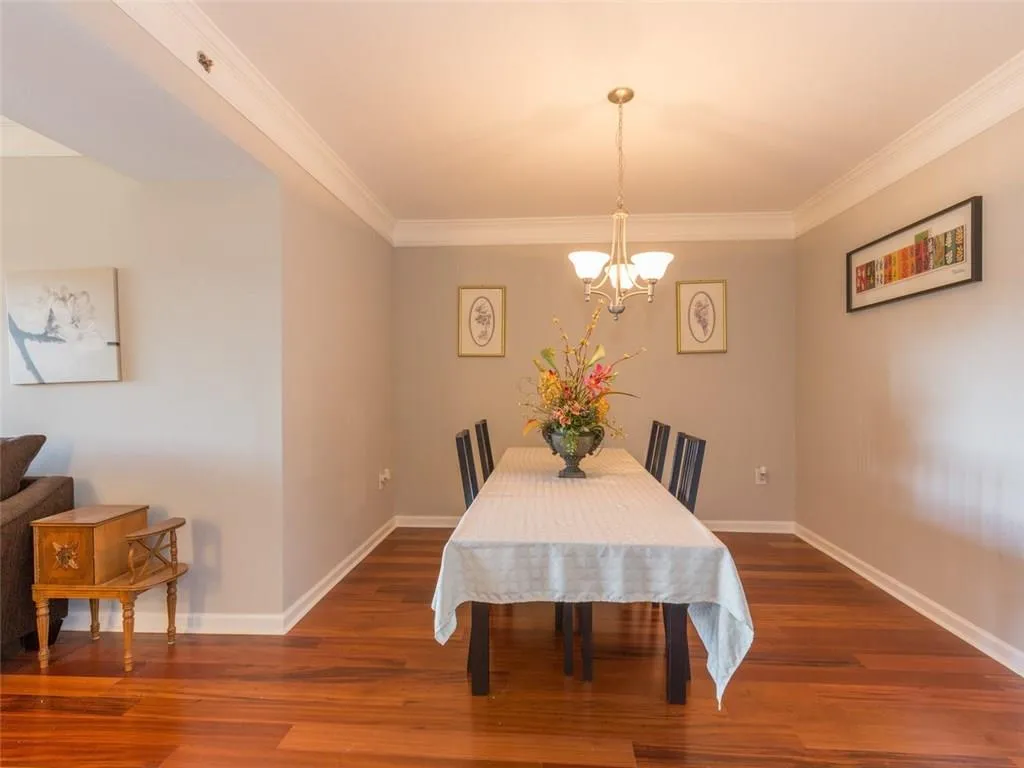 275 13th Street Ne Unit 708, Atlanta, Georgia 30309, 2 Bedrooms Bedrooms, ,2 BathroomsBathrooms,Residential,Sold,275 13th Street Ne Unit 708,5790661