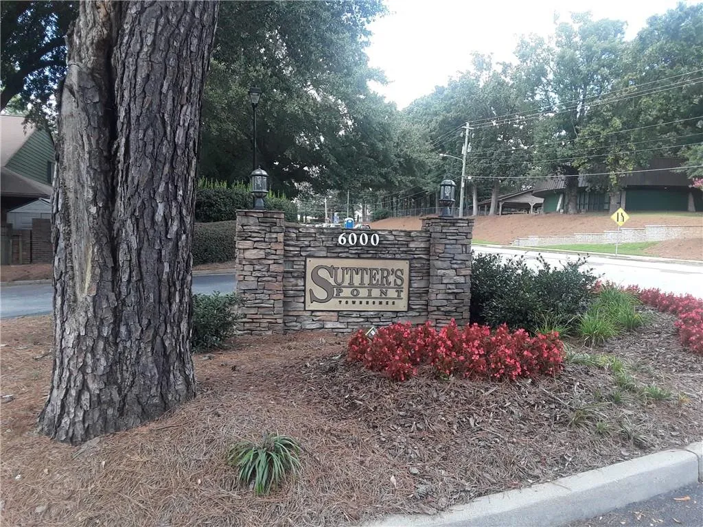 88 Goldrush Circle, Sandy Springs, Georgia 30328, 2 Bedrooms Bedrooms, ,2 BathroomsBathrooms,Residential,Sold,88 Goldrush Circle,6959383