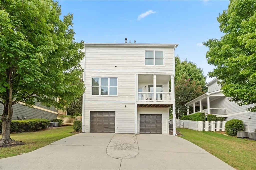 1858 Perry Boulevard Nw, Atlanta, Georgia 30318, 3 Bedrooms Bedrooms, ,2 BathroomsBathrooms,Residential,For Sale,1858 Perry Boulevard Nw,7631038