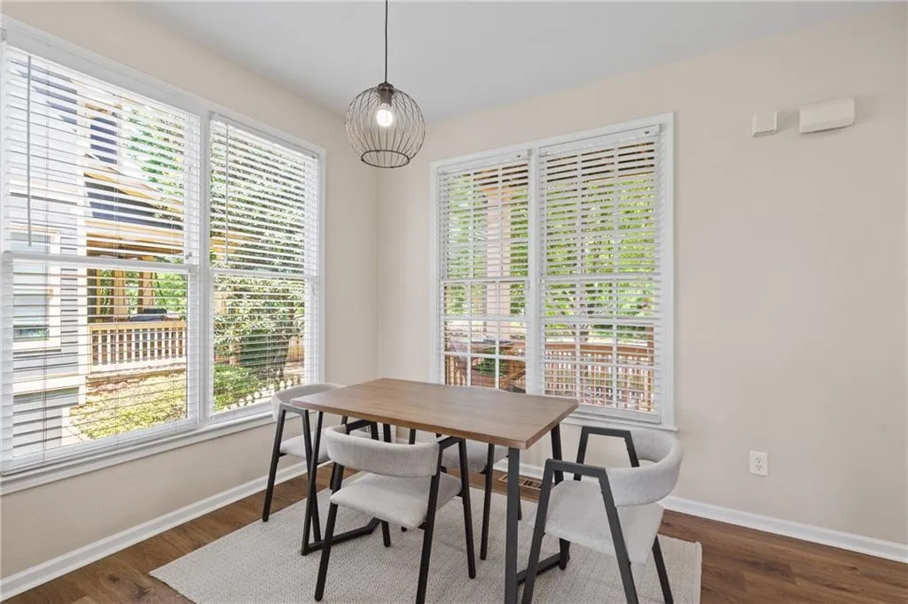 1858 Perry Boulevard Nw, Atlanta, Georgia 30318, 3 Bedrooms Bedrooms, ,2 BathroomsBathrooms,Residential,For Sale,1858 Perry Boulevard Nw,7631038