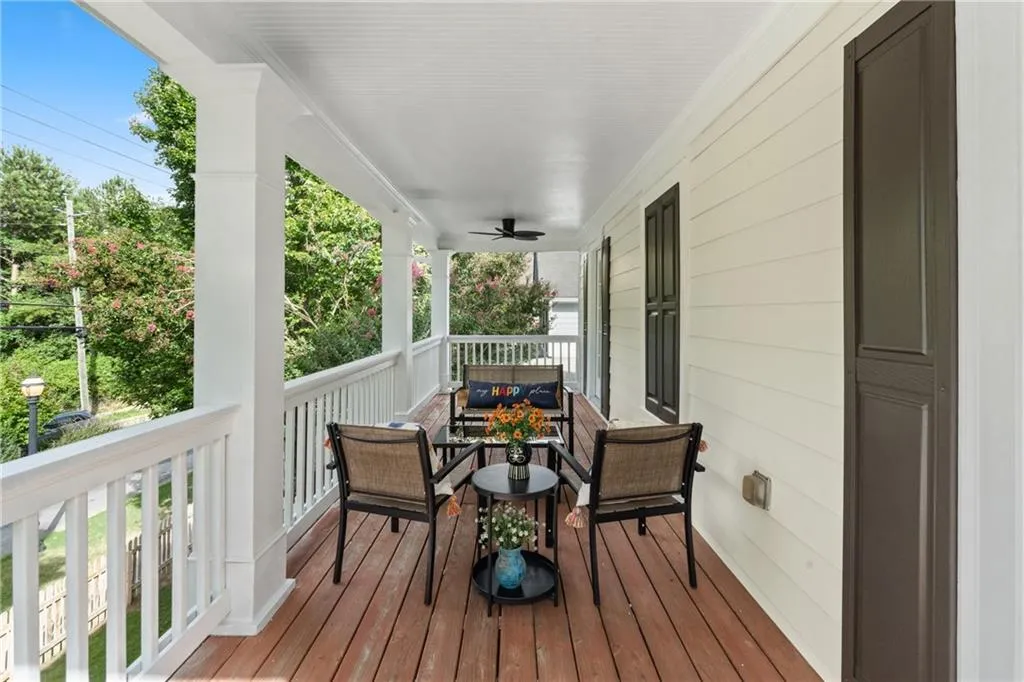 1858 Perry Boulevard Nw, Atlanta, Georgia 30318, 3 Bedrooms Bedrooms, ,2 BathroomsBathrooms,Residential,For Sale,1858 Perry Boulevard Nw,7631038