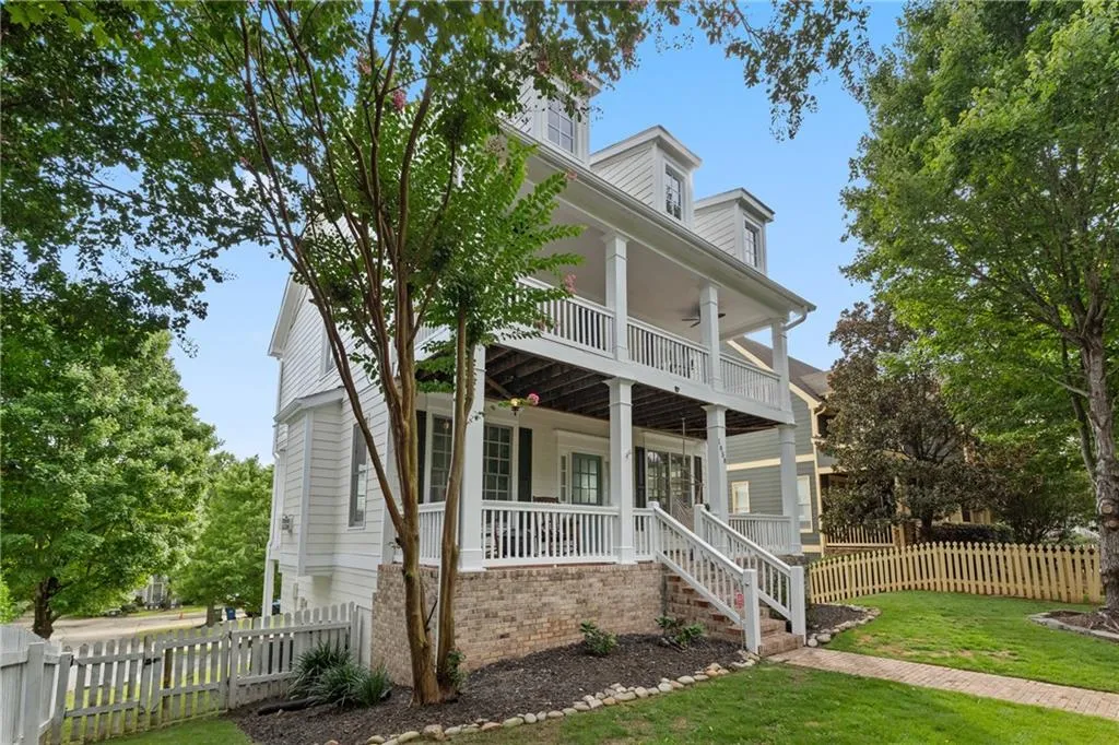 1858 Perry Boulevard Nw, Atlanta, Georgia 30318, 3 Bedrooms Bedrooms, ,2 BathroomsBathrooms,Residential,For Sale,1858 Perry Boulevard Nw,7631038
