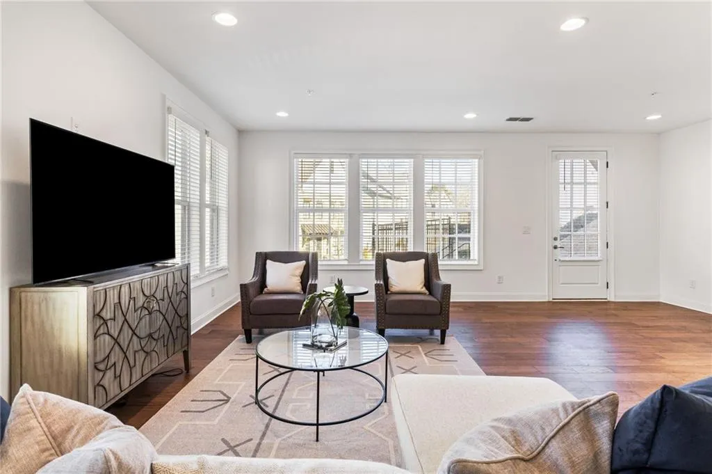 6735 Prelude Drive, Atlanta, Georgia 30328, 4 Bedrooms Bedrooms, ,4 BathroomsBathrooms,Residential,Sold,6735 Prelude Drive,7505584