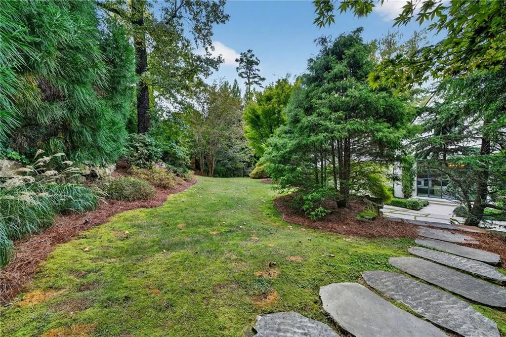 120 Burdette Trail, Atlanta, Georgia 30327, 6 Bedrooms Bedrooms, ,6 BathroomsBathrooms,Residential,For Sale,120 Burdette Trail,7651619