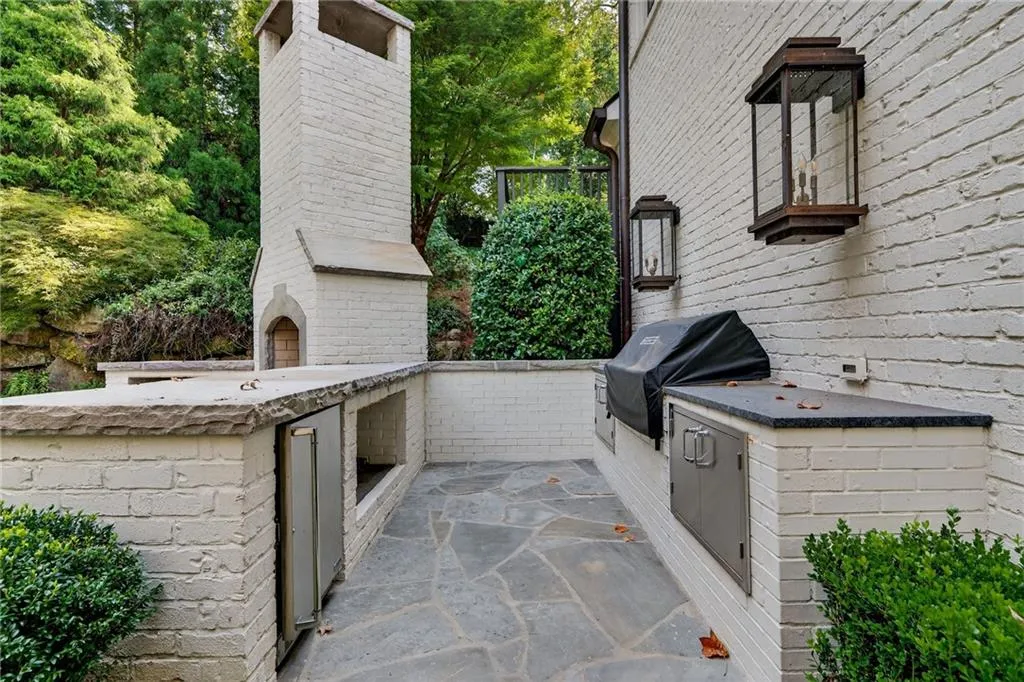 120 Burdette Trail, Atlanta, Georgia 30327, 6 Bedrooms Bedrooms, ,6 BathroomsBathrooms,Residential,For Sale,120 Burdette Trail,7651619
