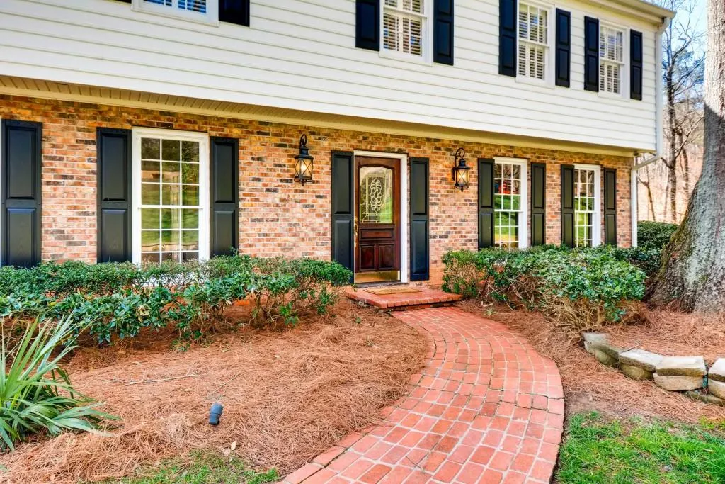 1585 Sunnybrook Farm Road, Sandy Springs, Georgia 30350, 5 Bedrooms Bedrooms, ,3 BathroomsBathrooms,Residential,Sold,1585 Sunnybrook Farm Road,5811490