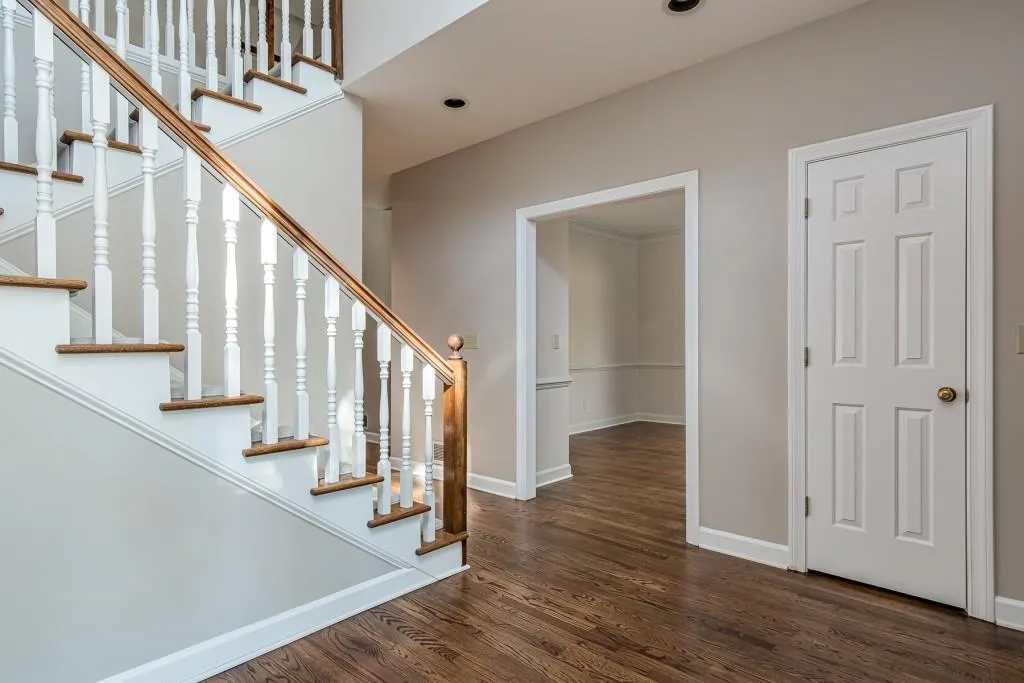 33 Ridgemere Trace, Sandy Springs, Georgia 30328, 4 Bedrooms Bedrooms, ,3 BathroomsBathrooms,Residential,Sold,33 Ridgemere Trace,6777330