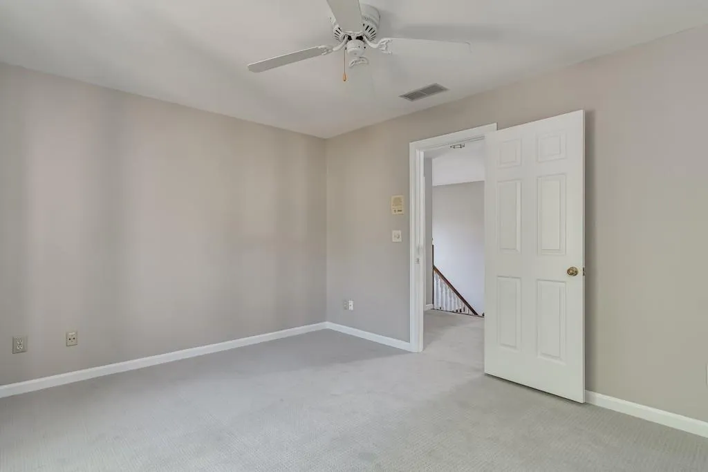 33 Ridgemere Trace, Sandy Springs, Georgia 30328, 4 Bedrooms Bedrooms, ,3 BathroomsBathrooms,Residential,Sold,33 Ridgemere Trace,6777330