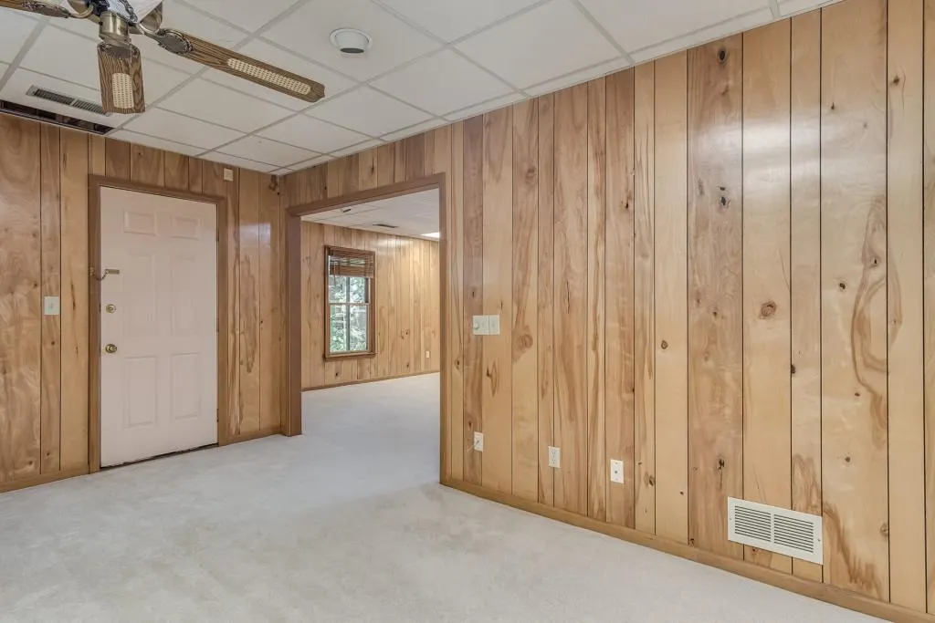 33 Ridgemere Trace, Sandy Springs, Georgia 30328, 4 Bedrooms Bedrooms, ,3 BathroomsBathrooms,Residential,Sold,33 Ridgemere Trace,6777330