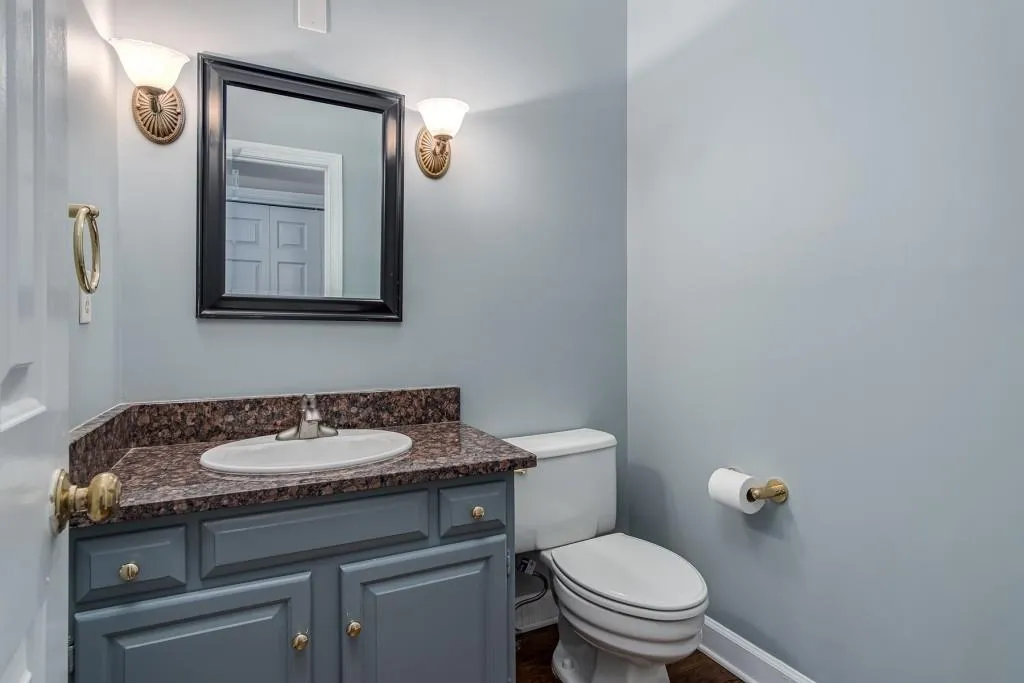 33 Ridgemere Trace, Sandy Springs, Georgia 30328, 4 Bedrooms Bedrooms, ,3 BathroomsBathrooms,Residential,Sold,33 Ridgemere Trace,6777330