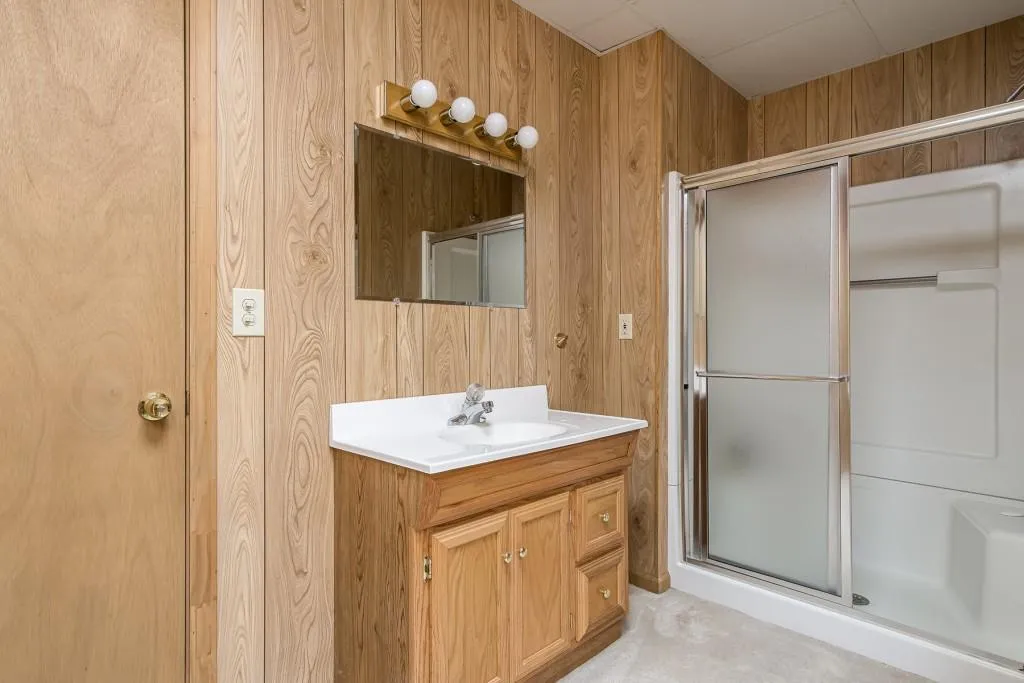 33 Ridgemere Trace, Sandy Springs, Georgia 30328, 4 Bedrooms Bedrooms, ,3 BathroomsBathrooms,Residential,Sold,33 Ridgemere Trace,6777330