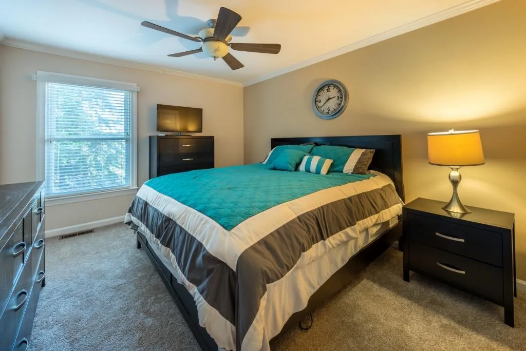 7500 Roswell Road Unit 122, Sandy Springs, Georgia 30350, 3 Bedrooms Bedrooms, ,2 BathroomsBathrooms,Residential,Sold,7500 Roswell Road Unit 122,5891879