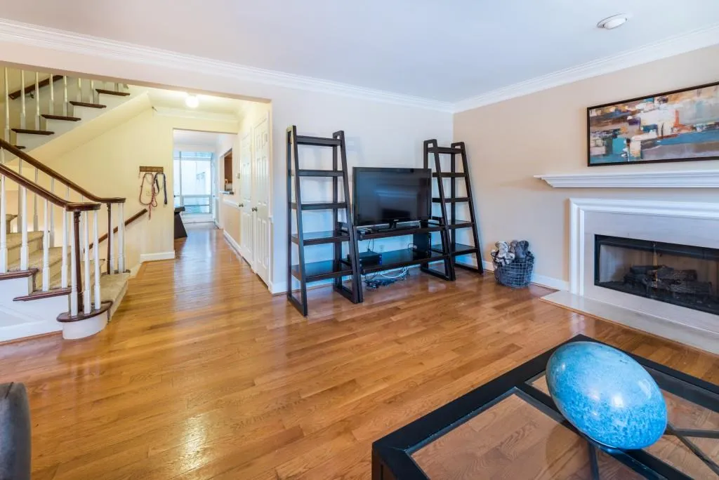 7500 Roswell Road Unit 122, Sandy Springs, Georgia 30350, 3 Bedrooms Bedrooms, ,2 BathroomsBathrooms,Residential,Sold,7500 Roswell Road Unit 122,5891879