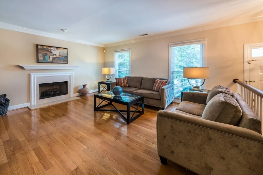 7500 Roswell Road Unit 122, Sandy Springs, Georgia 30350, 3 Bedrooms Bedrooms, ,2 BathroomsBathrooms,Residential,Sold,7500 Roswell Road Unit 122,5891879