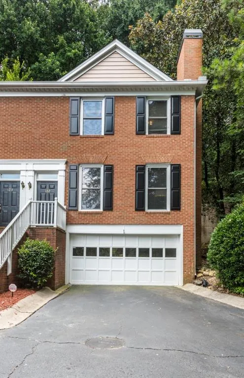 7500 Roswell Road Unit 122, Sandy Springs, Georgia 30350, 3 Bedrooms Bedrooms, ,2 BathroomsBathrooms,Residential,Sold,7500 Roswell Road Unit 122,5891879