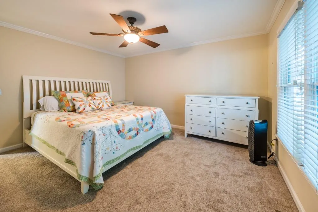 7500 Roswell Road Unit 122, Sandy Springs, Georgia 30350, 3 Bedrooms Bedrooms, ,2 BathroomsBathrooms,Residential,Sold,7500 Roswell Road Unit 122,5891879