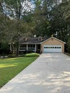 201 Cotton Court, Stockbridge, Georgia 30281