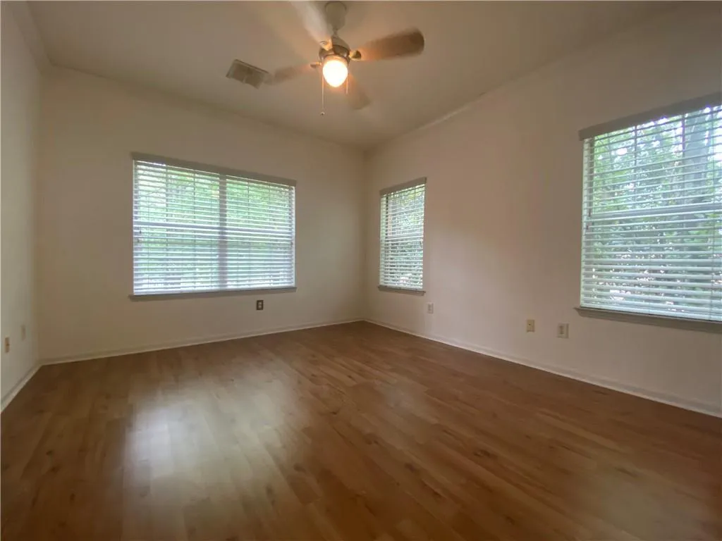 5641 Roswell Road Unit 218, Atlanta, Georgia 30342, 2 Bedrooms Bedrooms, ,2 BathroomsBathrooms,Residential,Sold,5641 Roswell Road Unit 218,6725091